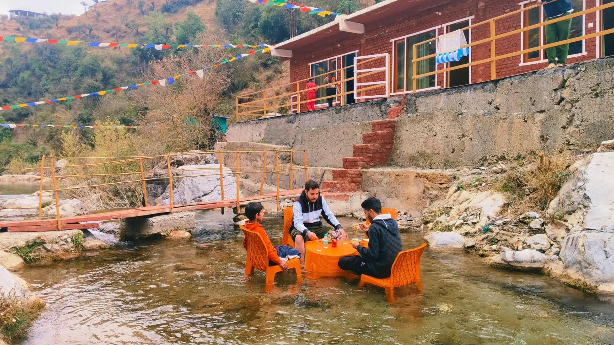 Rivulet Resort & Camping 穆索里 外观 照片